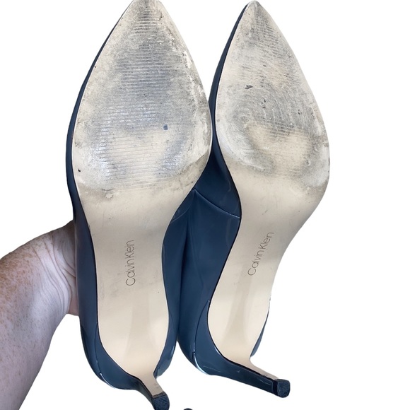 Calvin Klein Kirstin gray pumps 7.5 - Picture 7 of 7